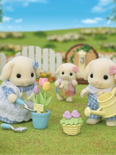 Blossom Gardening Set -Flora Rabbit Sister & Brother-