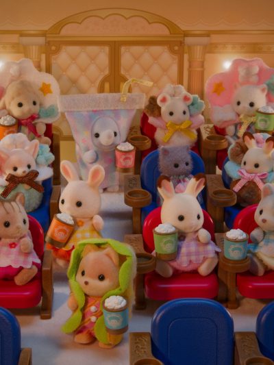 Baby Movie Theater -Marguerite Rabbit & Striped Cat-