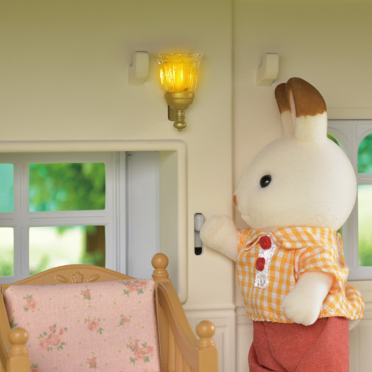 Red Roof Grand Mansion Gift Set - Image 4